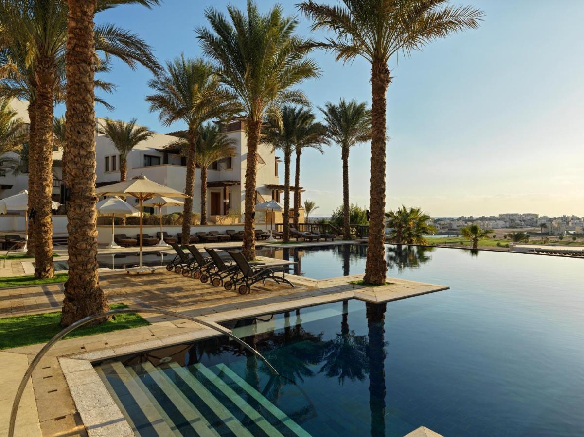 Complex Ancient Sands Golf And Residences